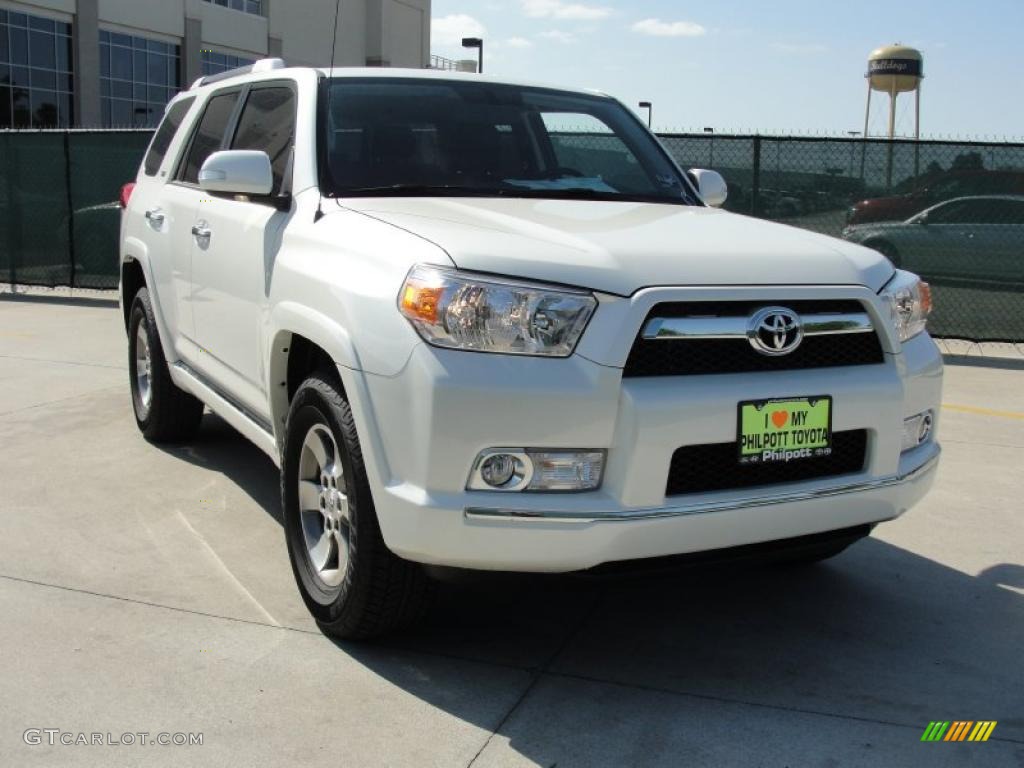 Blizzard White Pearl Toyota 4Runner