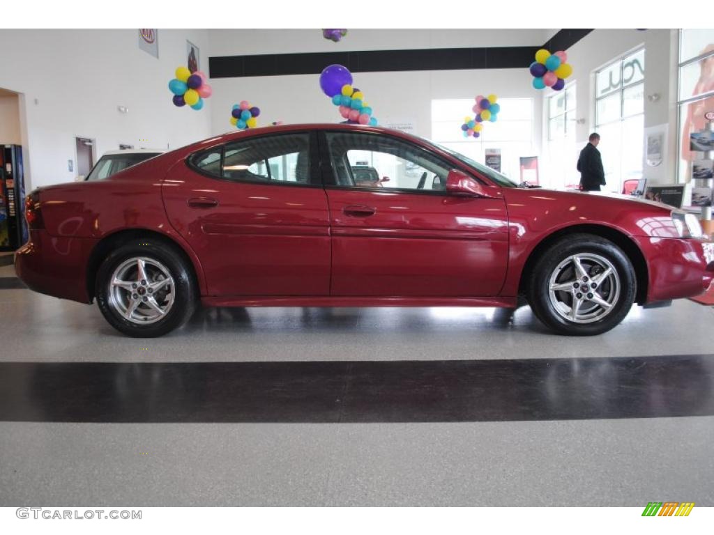 2004 Grand Prix GT Sedan - Sport Red Metallic / Dark Pewter photo #7