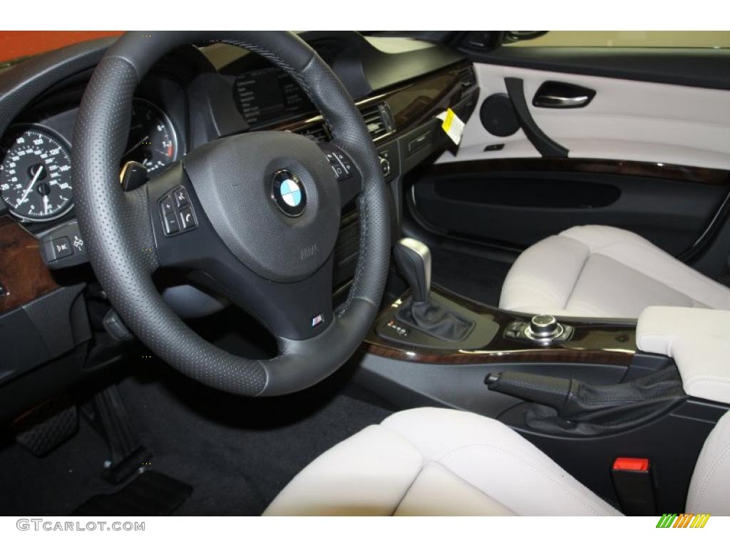 2011 3 Series 328i Sedan - Alpine White / Oyster/Black Dakota Leather photo #16