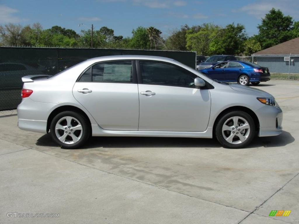 Classic Silver Metallic 2011 Toyota Corolla S Exterior Photo #47425389