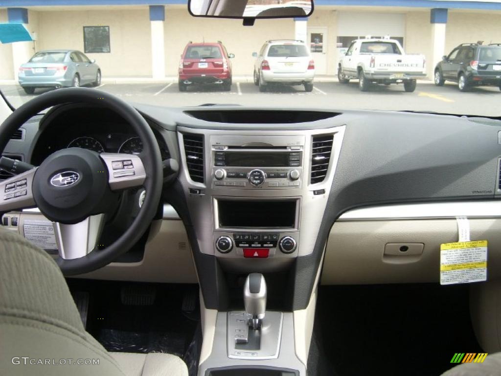 2011 Subaru Outback 2.5i Wagon Warm Ivory Dashboard Photo #47425929