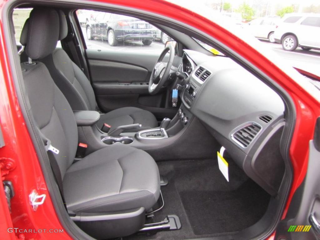 Black Interior 2011 Dodge Avenger Mainstreet Photo #47427381