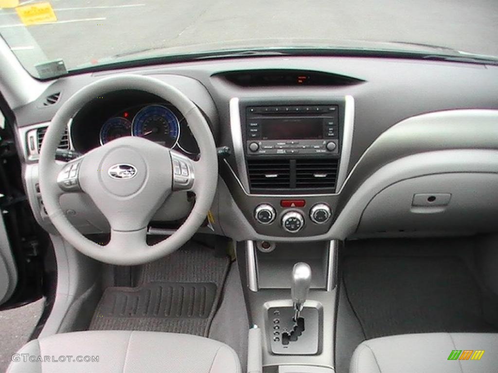 2009 Subaru Forester 2.5 X L.L.Bean Edition Platinum Dashboard Photo #47427417