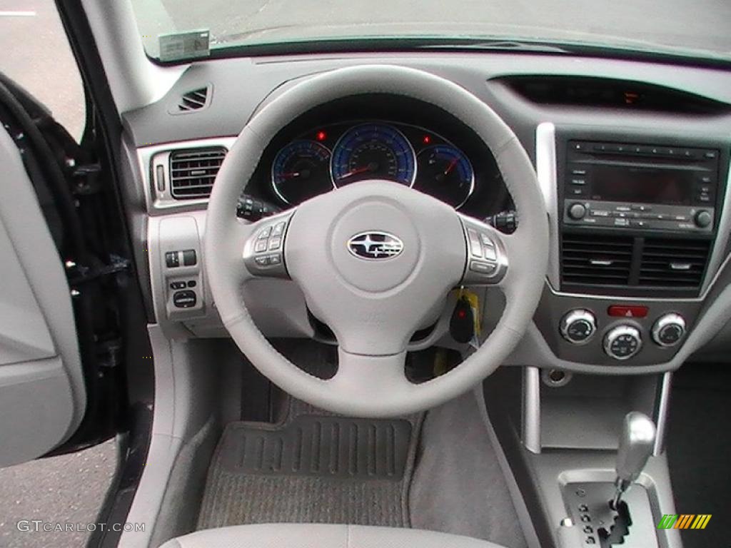 2009 Subaru Forester 2.5 X L.L.Bean Edition Steering Wheel Photos