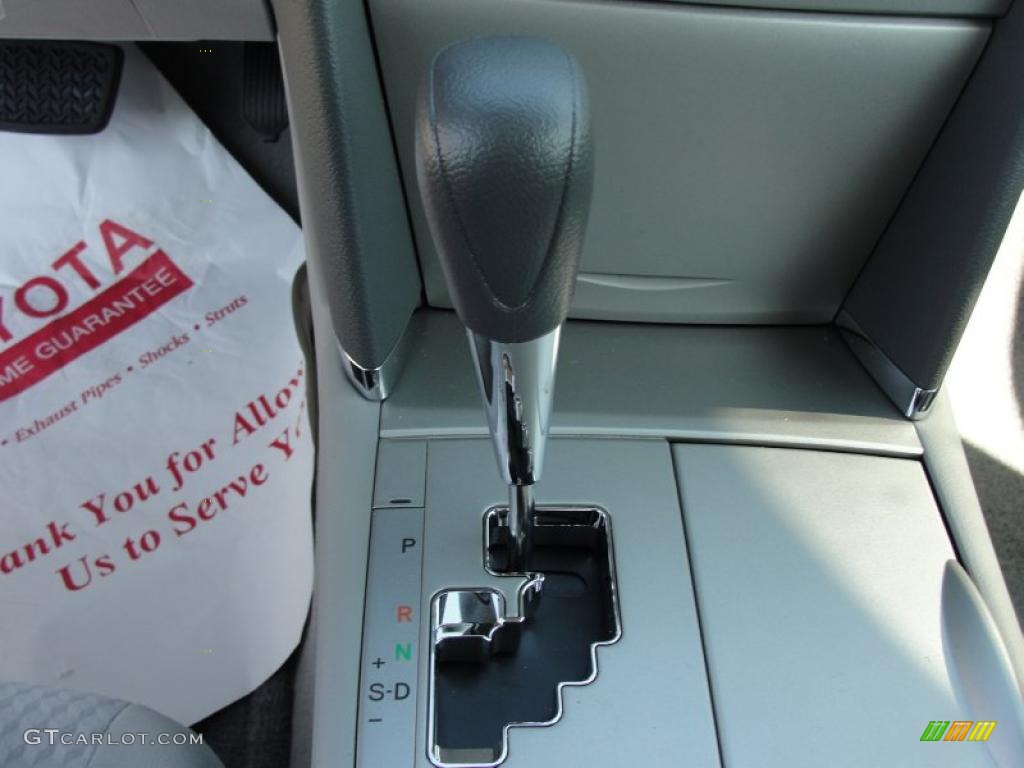 2011 Camry LE - Black / Ash photo #32