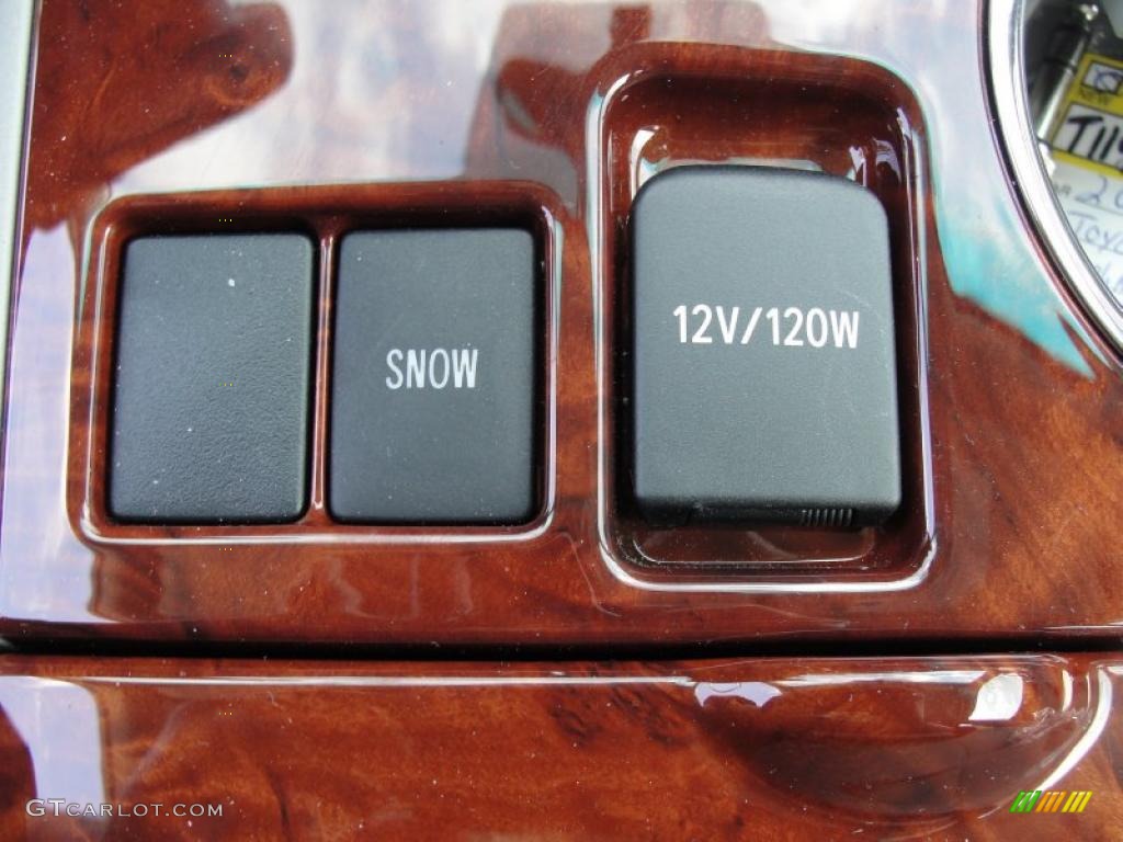 2011 Toyota Highlander Limited Controls Photo #47429037