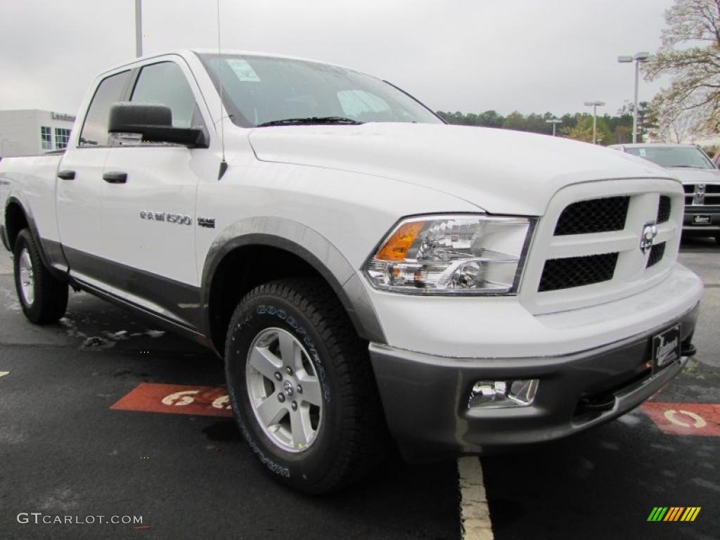 2011 Ram 1500 SLT Outdoorsman Quad Cab 4x4 - Bright White / Dark Slate Gray/Medium Graystone photo #4