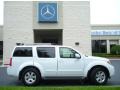 2008 Avalanche White Nissan Pathfinder SE  photo #5