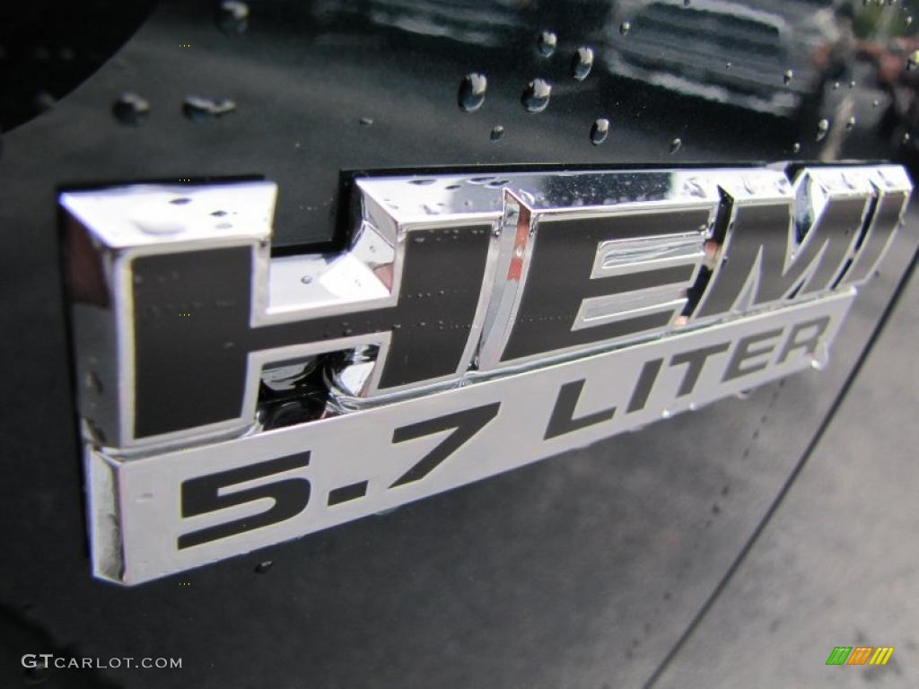 2011 Ram 1500 SLT Outdoorsman Quad Cab 4x4 - Hunter Green Pearl / Dark Slate Gray/Medium Graystone photo #6