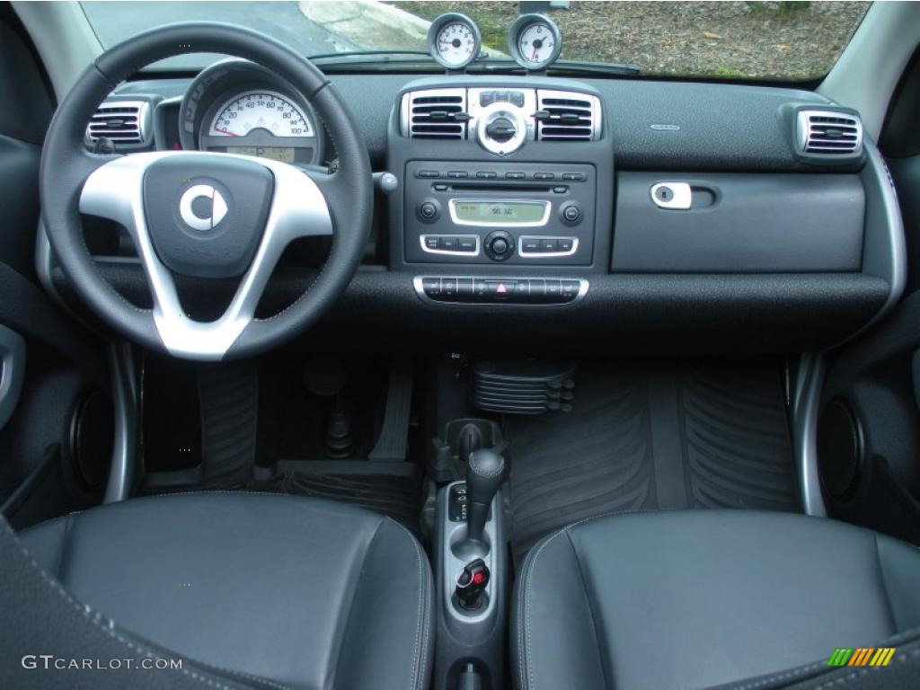 2008 Smart fortwo passion cabriolet Design Black Dashboard Photo #47430414