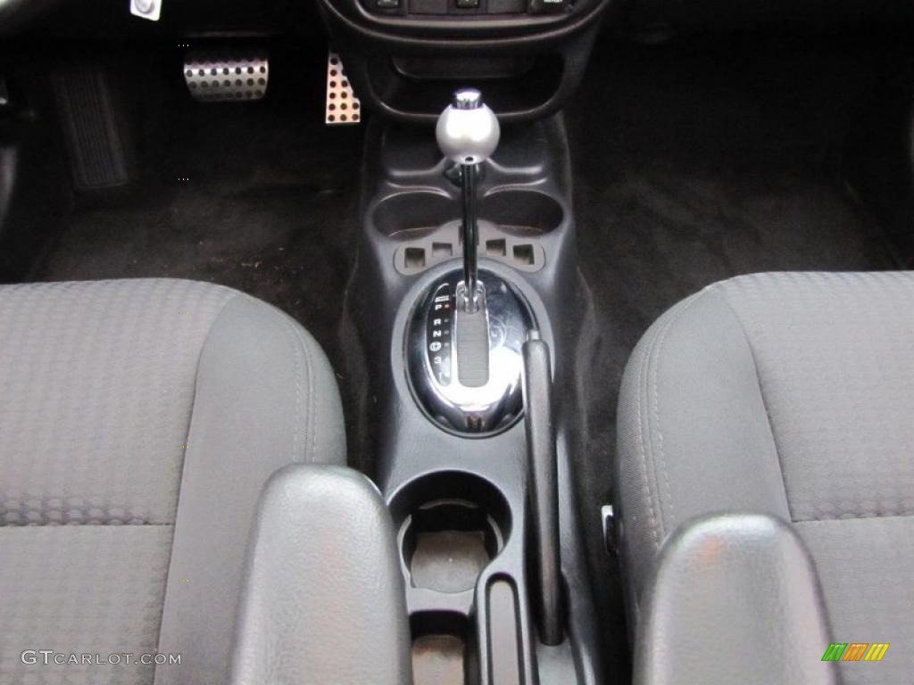 2005 Chrysler PT Cruiser Limited 4 Speed Automatic Transmission Photo #47431554