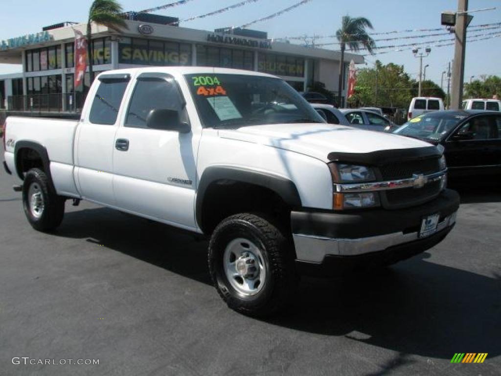 Summit White Chevrolet Silverado 2500HD