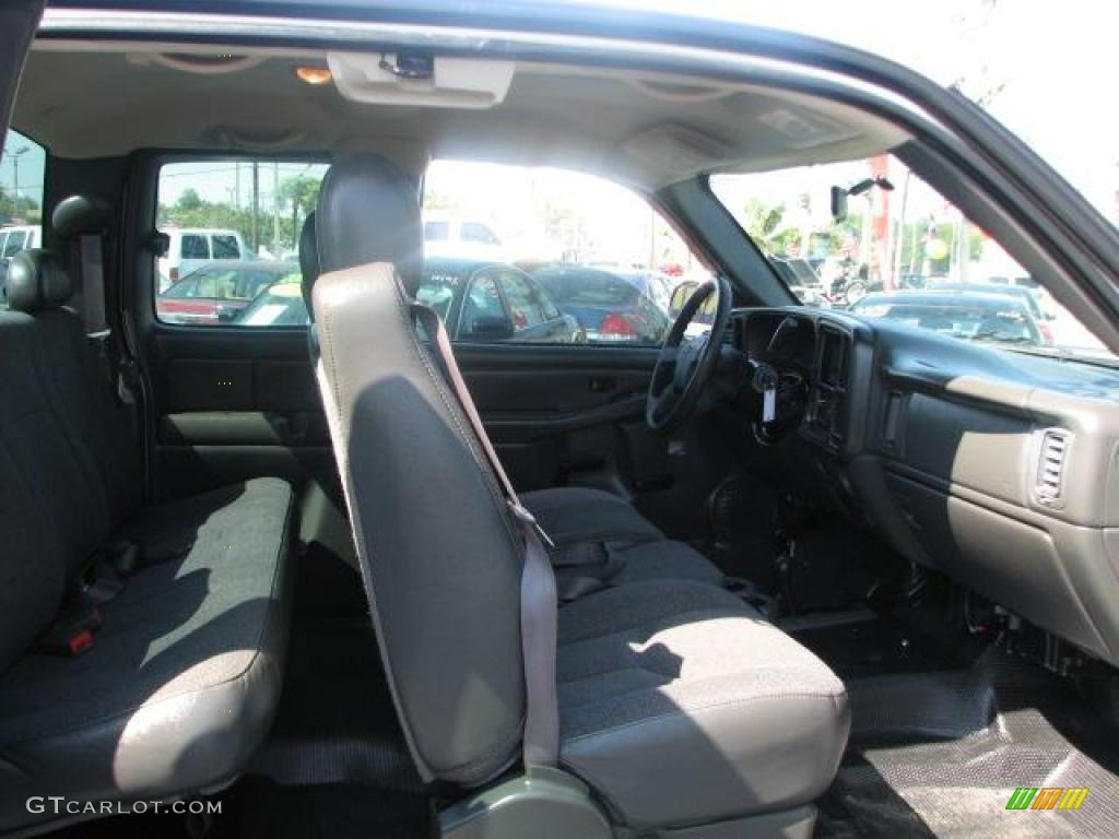 2004 Silverado 2500HD LS Extended Cab 4x4 - Summit White / Dark Charcoal photo #13