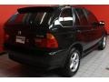 Jet Black - X5 3.0i Photo No. 3