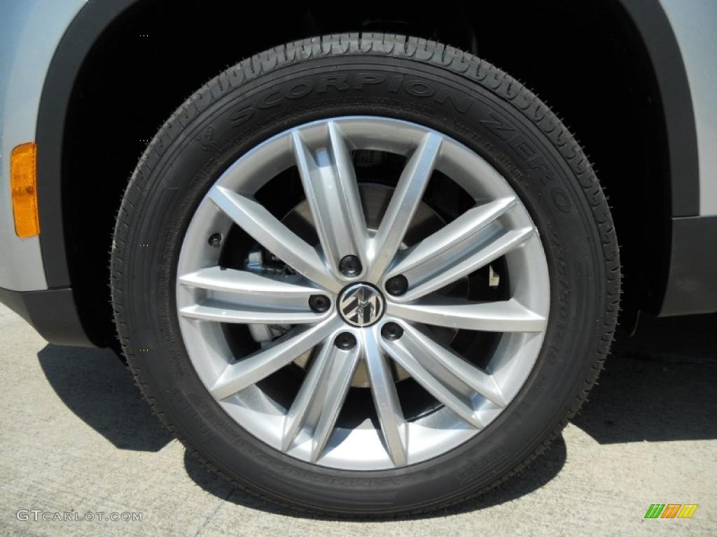 2011 Volkswagen Tiguan SEL Wheel Photo #47434774
