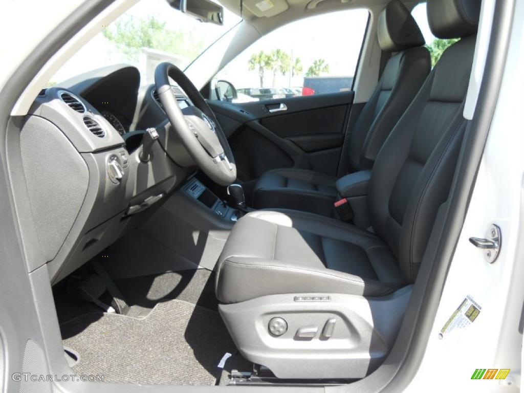 Charcoal Interior 2011 Volkswagen Tiguan SEL Photo #47435091