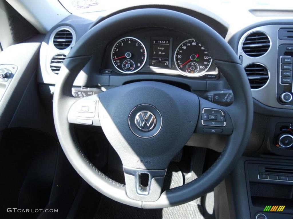 2011 Volkswagen Tiguan SEL Charcoal Steering Wheel Photo #47435151