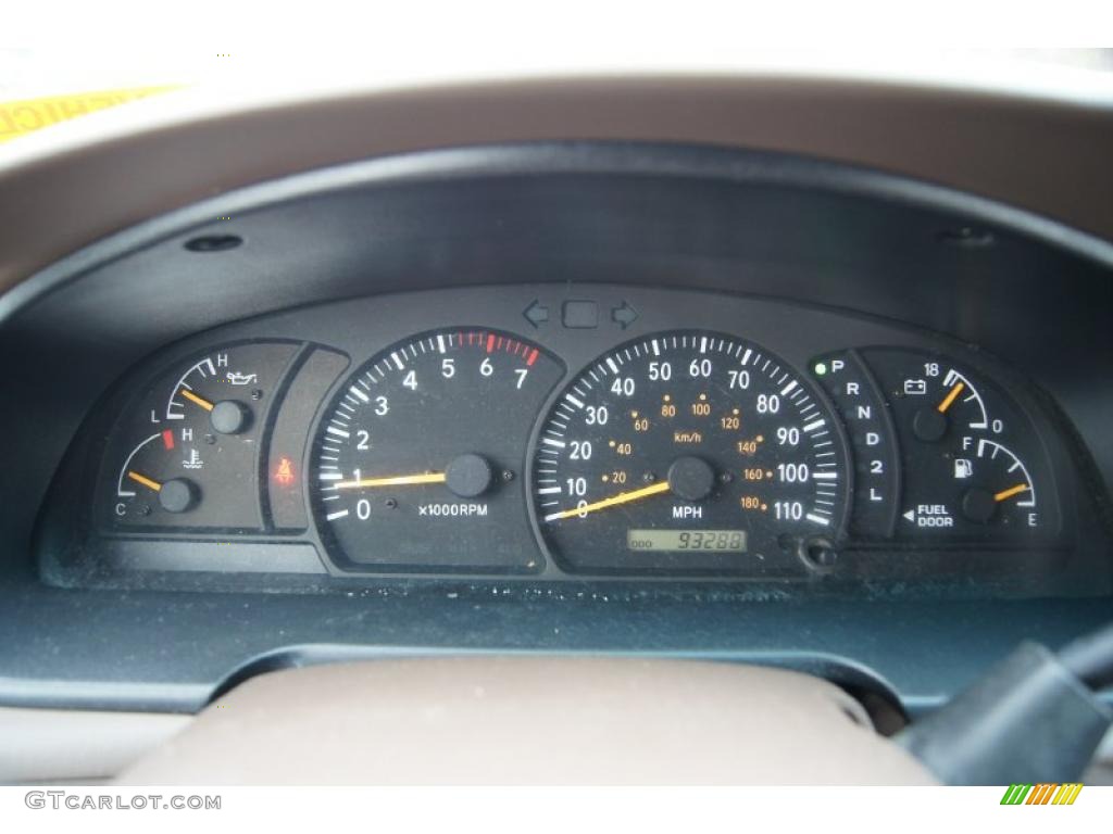 2002 Toyota Tundra SR5 Access Cab Gauges Photo #47435619