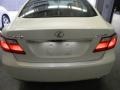 Starfire White Pearl - LS 460 Photo No. 6
