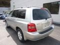 Millennium Silver Metallic - Highlander V6 4WD Photo No. 2