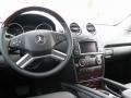 Black - ML 350 4Matic Photo No. 7