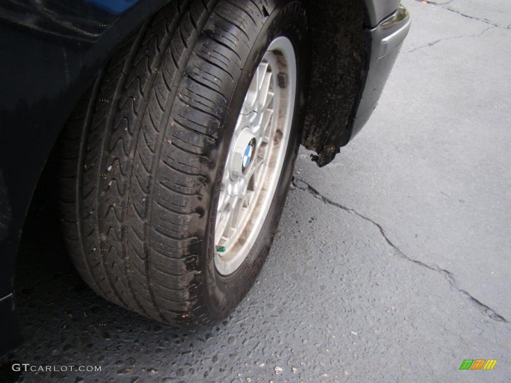 2000 5 Series 528i Sedan - Jet Black / Sand photo #31