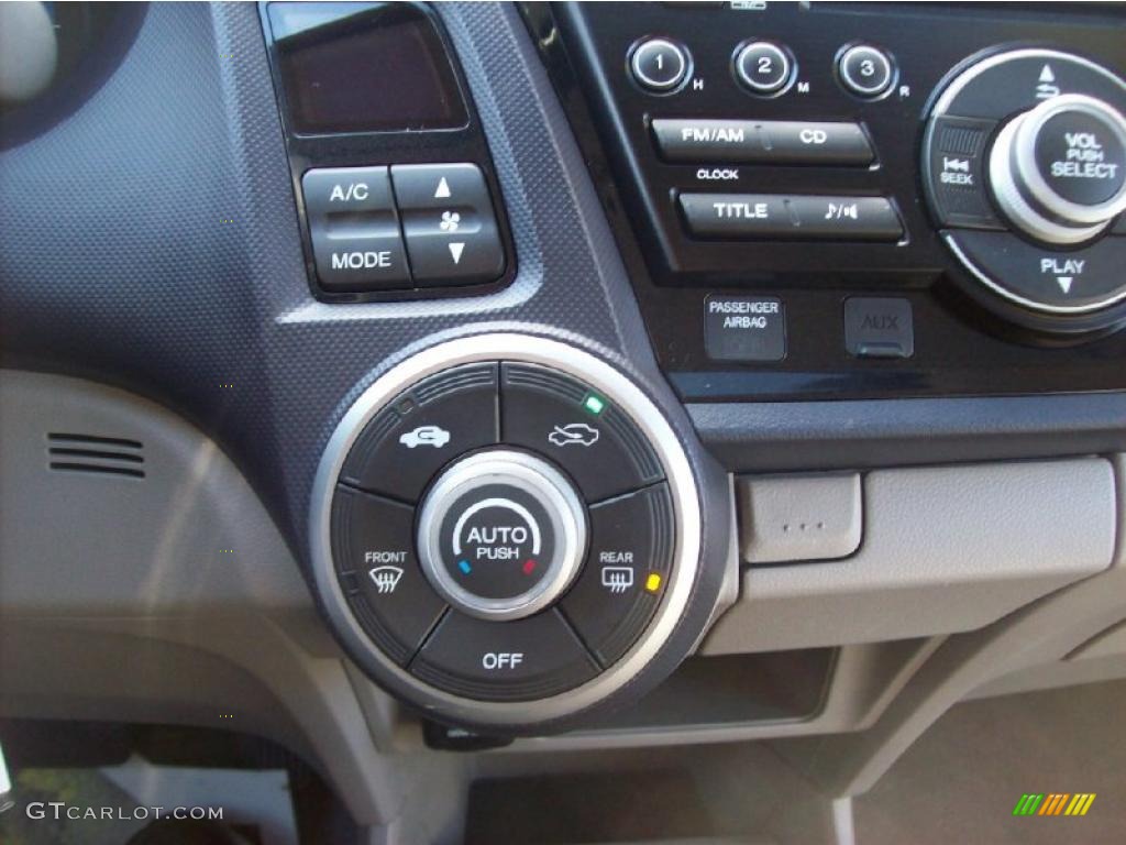 2010 Honda Insight Hybrid LX Controls Photo #47443233