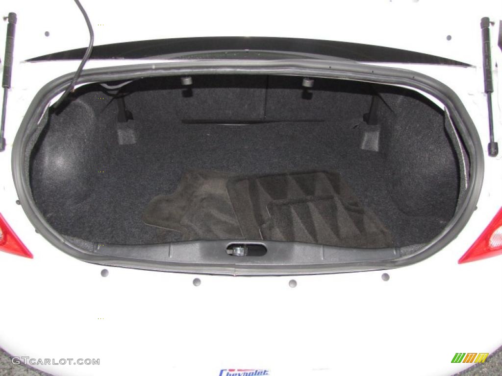 2010 Cobalt LT Sedan - Summit White / Ebony photo #18