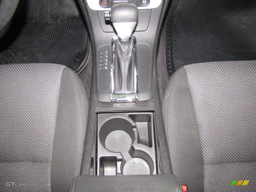 2010 Malibu LT Sedan - Summit White / Ebony photo #16