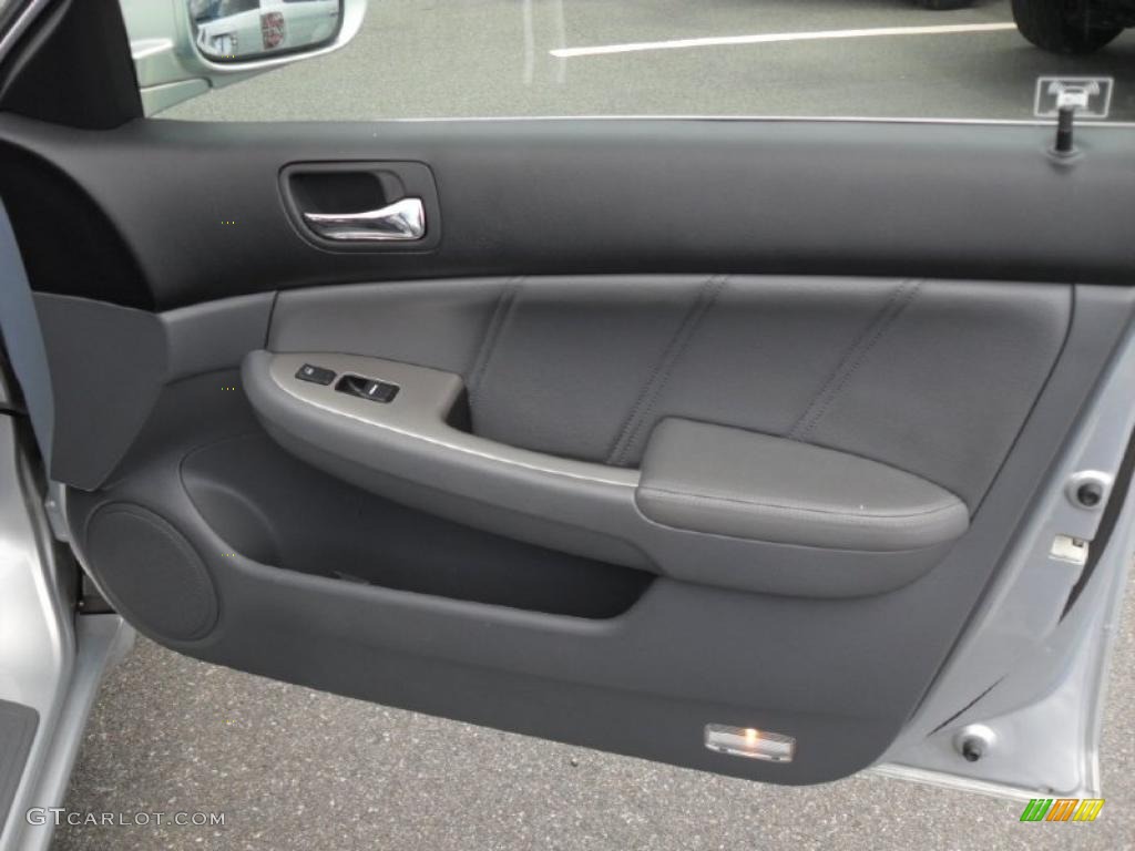 2007 Honda Accord Hybrid Sedan Gray Door Panel Photo #47447659