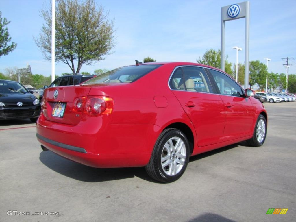 2007 Jetta 2.5 Sedan - Salsa Red / Pure Beige photo #5