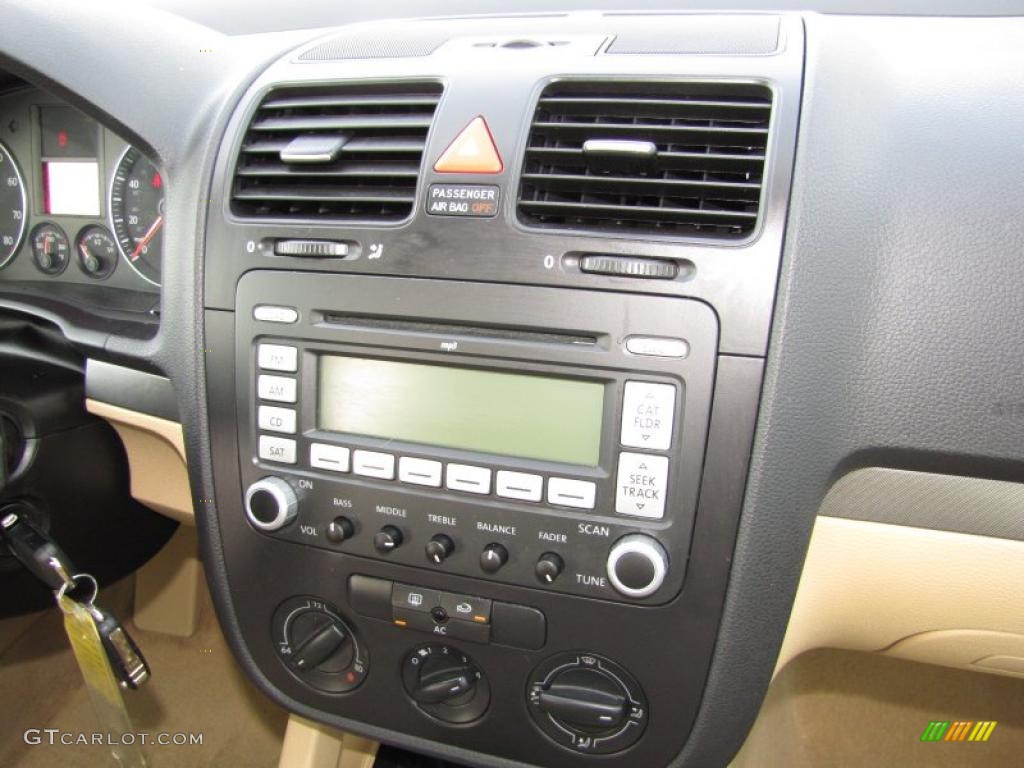 2007 Jetta 2.5 Sedan - Salsa Red / Pure Beige photo #16