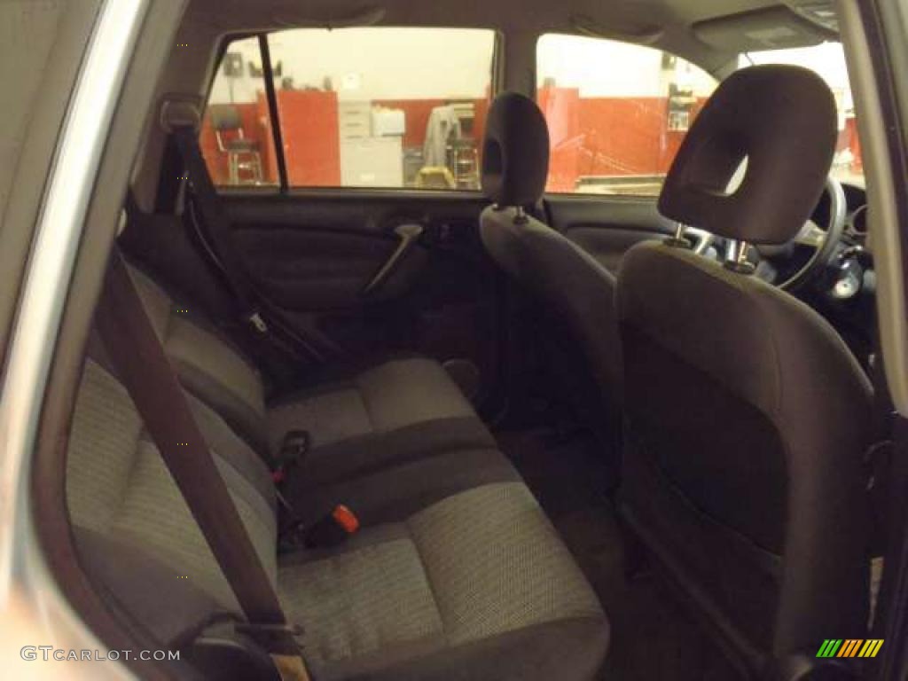 2004 RAV4  - Titanium Metallic / Dark Charcoal photo #15