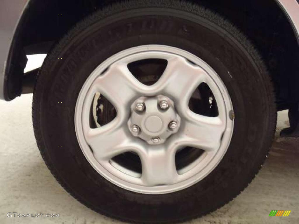 2004 RAV4  - Titanium Metallic / Dark Charcoal photo #17