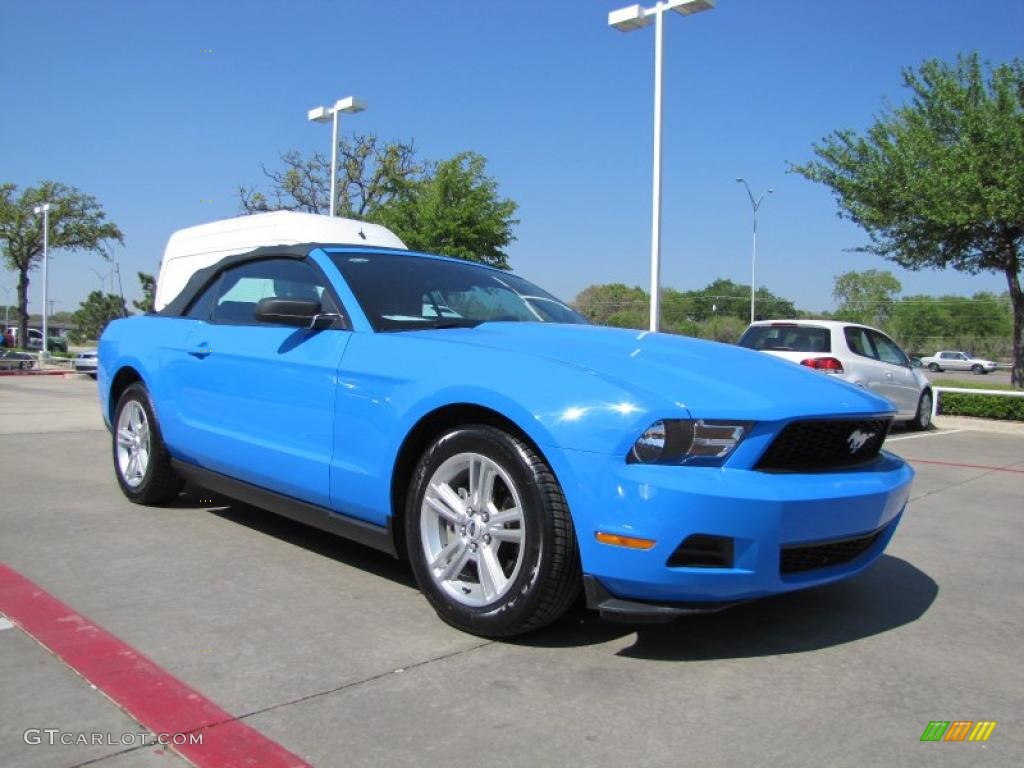 2010 Mustang V6 Convertible - Grabber Blue / Charcoal Black photo #7
