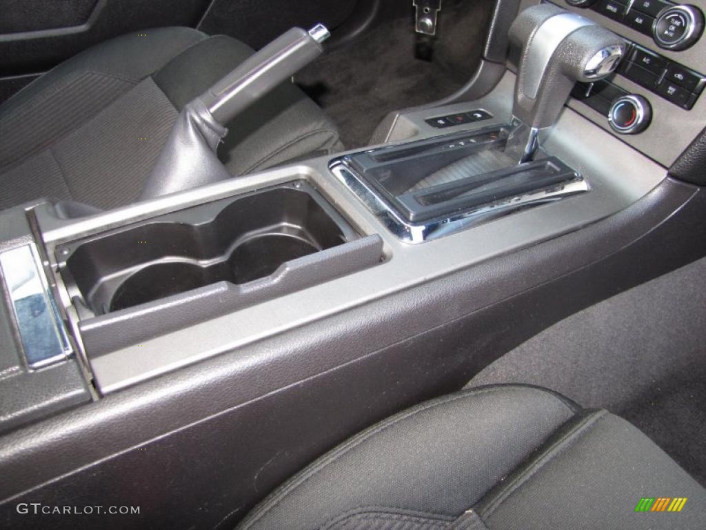 2010 Mustang V6 Convertible - Grabber Blue / Charcoal Black photo #18