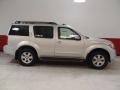 Silver Lightning - Pathfinder SE 4x4 Photo No. 2