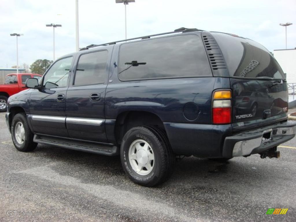 2004 Yukon XL 1500 SLT 4x4 - Deep Blue Metallic / Pewter/Dark Pewter photo #3