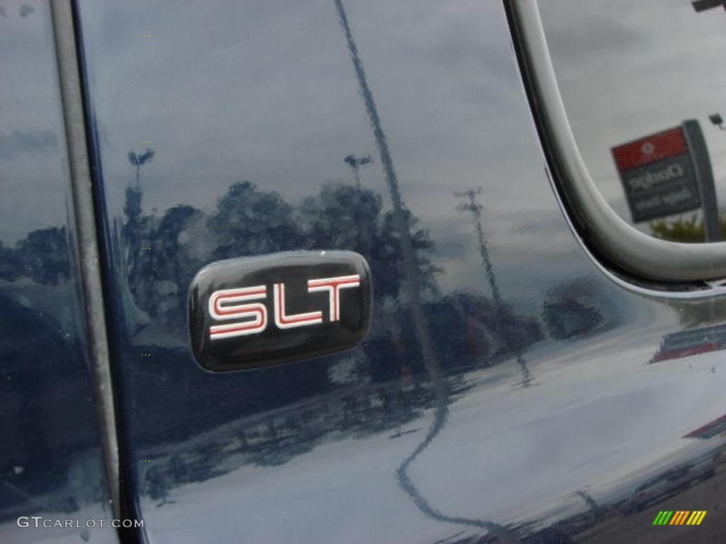 2004 GMC Yukon XL 1500 SLT 4x4 Marks and Logos Photo #47452642