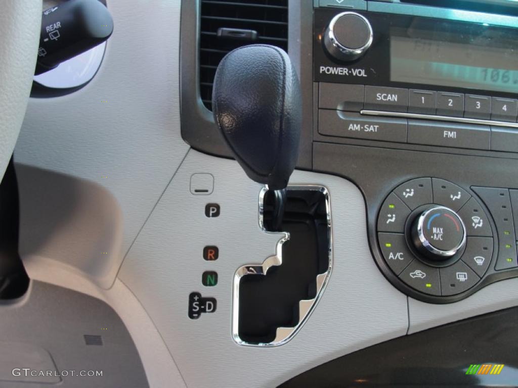 2011 Toyota Sienna V6 6 Speed ECT-i Automatic Transmission Photo #47453419