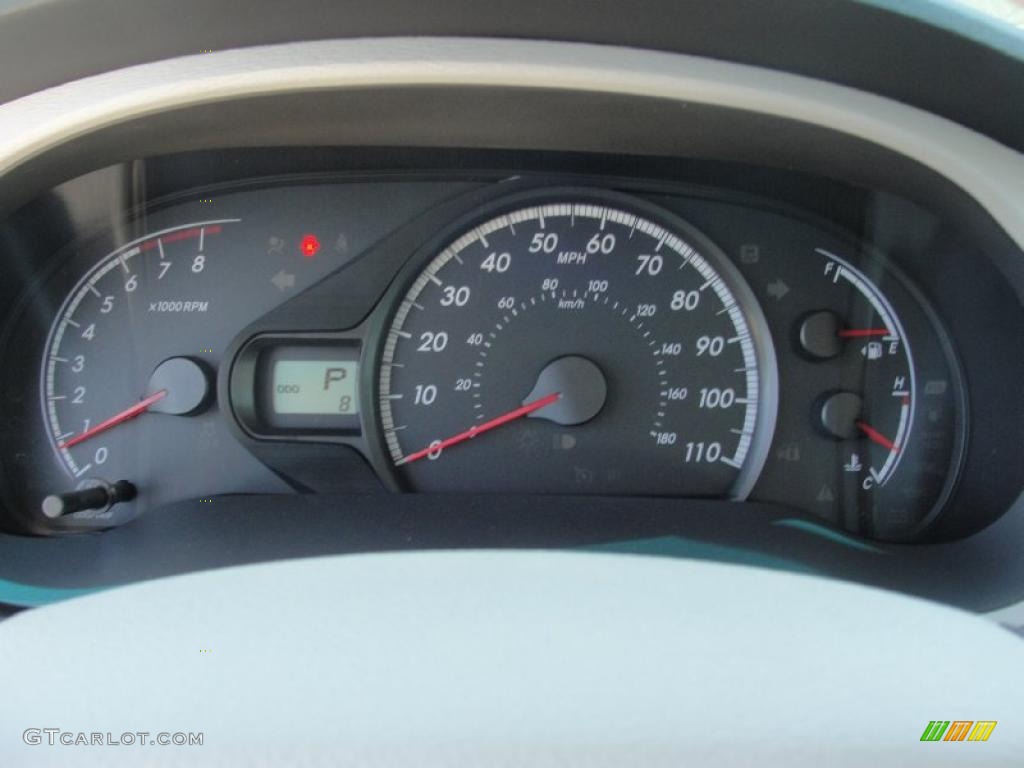 2011 Toyota Sienna V6 Gauges Photo #47453452