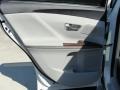 Blizzard Pearl White - Venza V6 Photo No. 22
