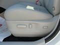 Blizzard Pearl White - Venza V6 Photo No. 27