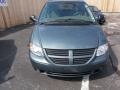 Magnesium Pearl - Grand Caravan SXT Photo No. 2