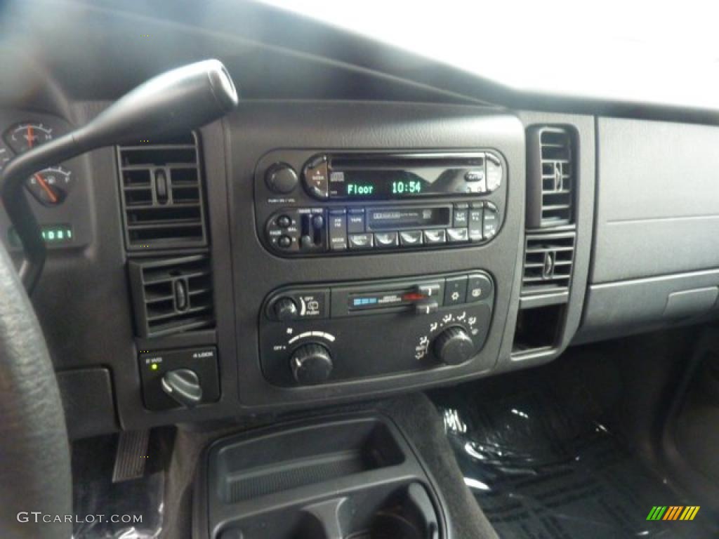 2002 Durango Sport 4x4 - Graphite Metallic / Dark Slate Gray photo #23