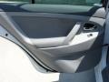 Super White - Camry LE Photo No. 21