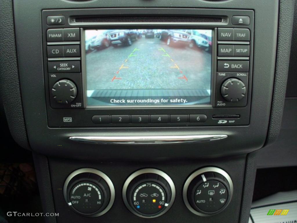 2011 Rogue SL AWD - Silver Ice Metallic / Black photo #6