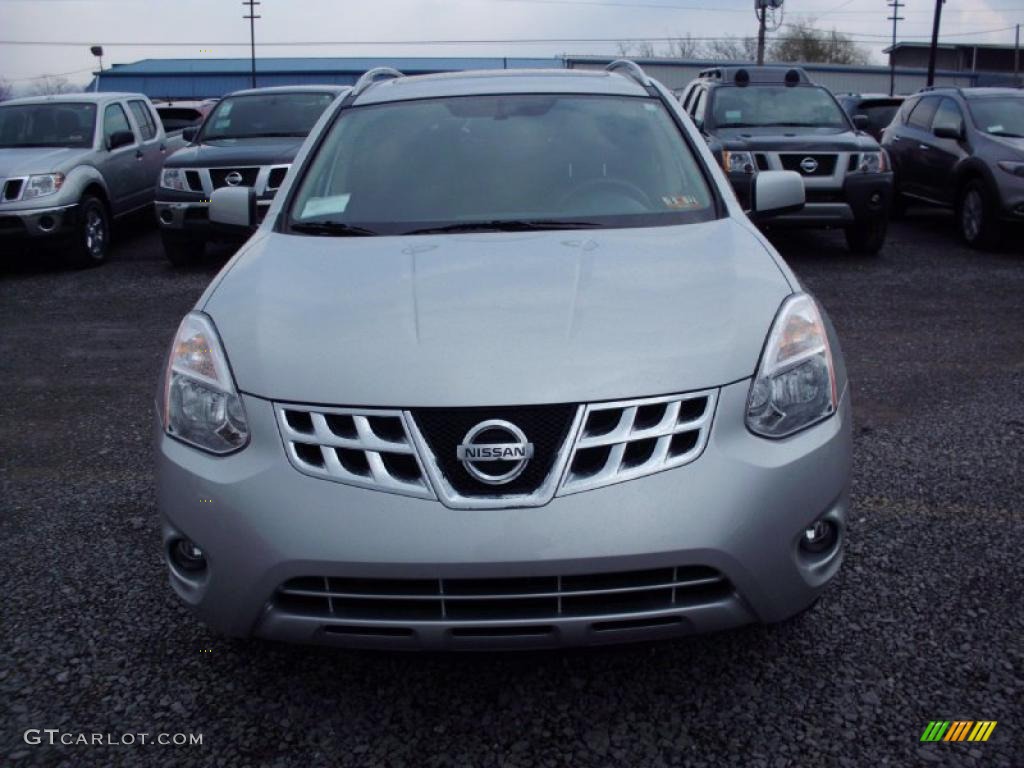 2011 Rogue SL AWD - Silver Ice Metallic / Black photo #11