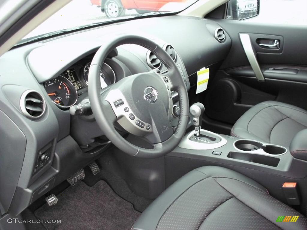 2011 Rogue SL AWD - Silver Ice Metallic / Black photo #13
