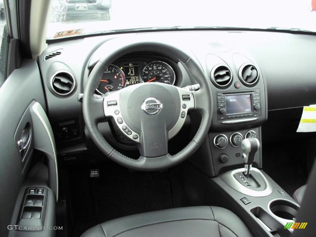 2011 Rogue SL AWD - Silver Ice Metallic / Black photo #15